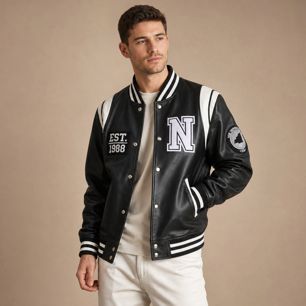 Bodo | Lederjacke im College-Stil Schwarz-Weiß – Seitenansicht