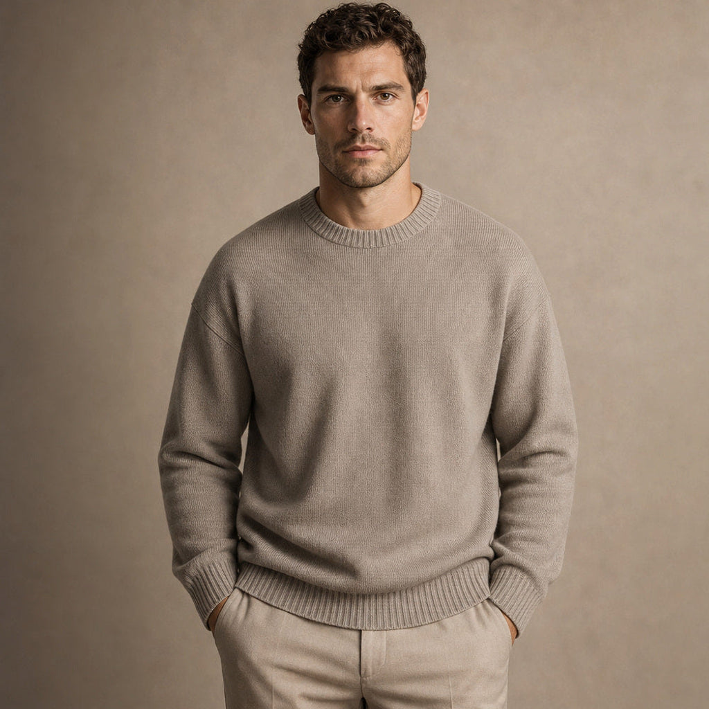 Branimir | Grobstrickpullover Rippstrick in Dunkelbeige – Premium Editorial