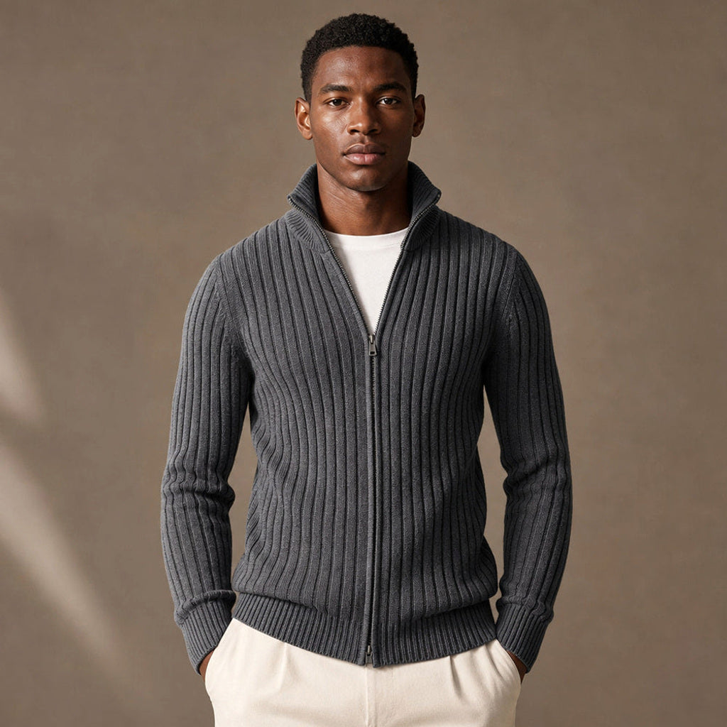 Brusor | Strickpullover Reißverschluss Stehkragen in Dunkelgrau – Premium Editorial