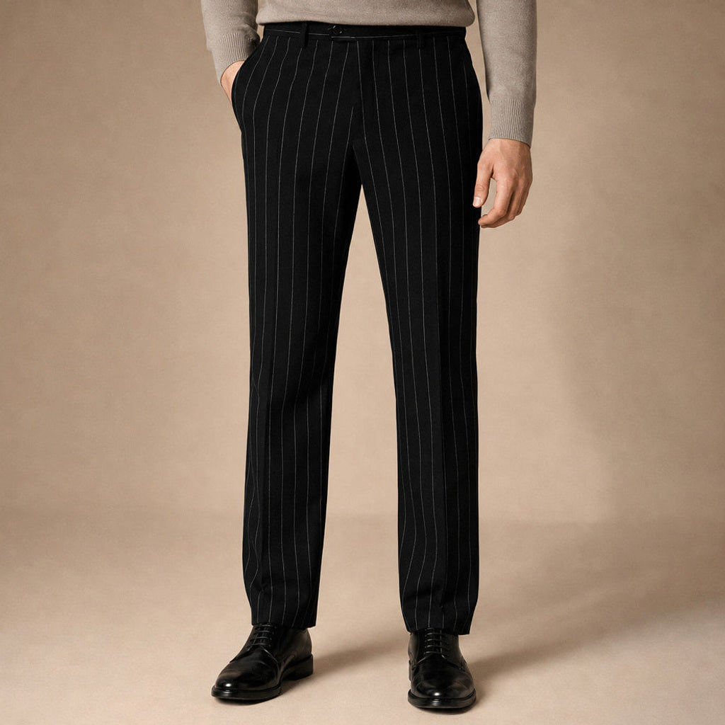 Cerkon | Anzughose Nadelstreifen Straight Fit in Schwarz – Premium Editorial