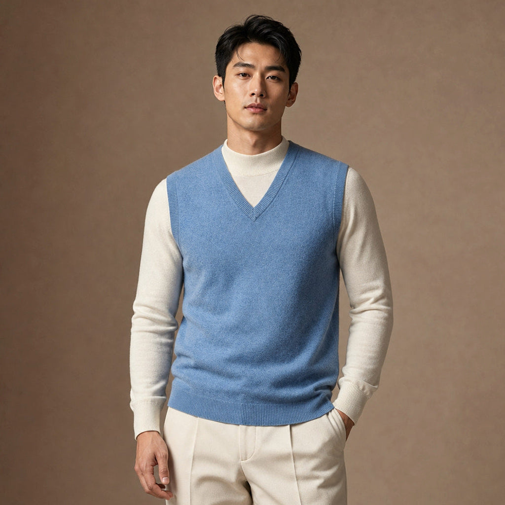 Chenton | Strickweste V-Ausschnitt in Blau – Premium Editorial