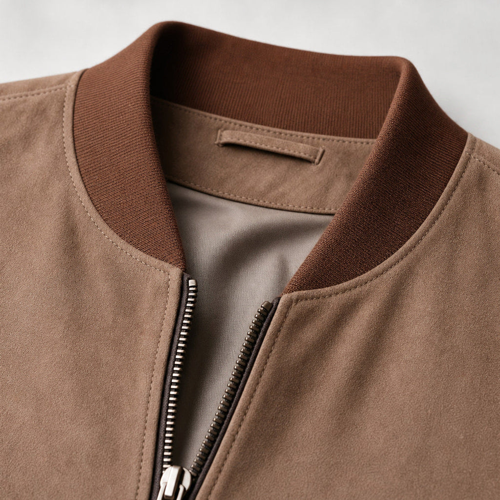 Dankwart | Bomberjacke Nubukleder Beige – Stoff- und Detailaufnahme