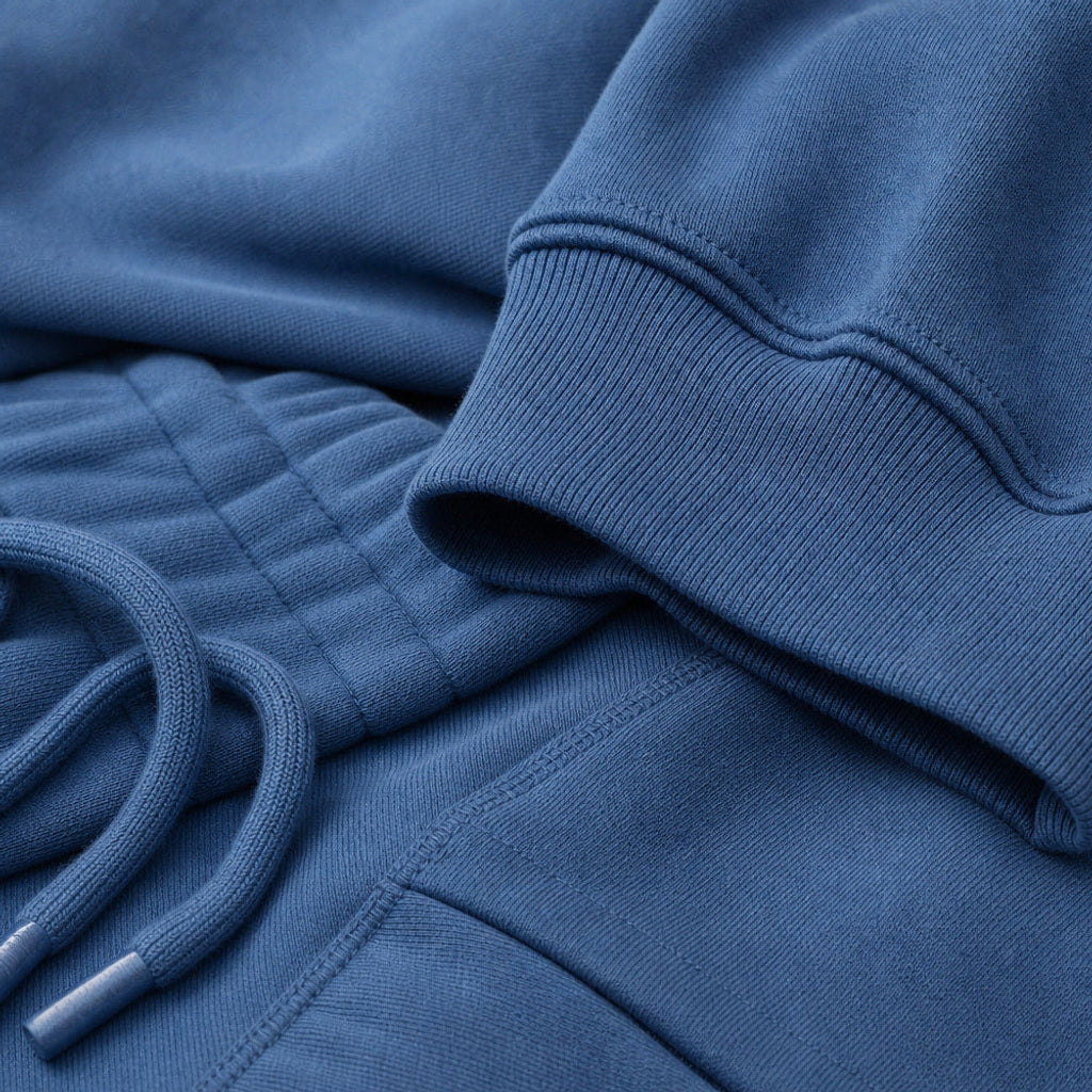 Draxon | Jogginganzug Zweiteilig mit Kapuze Blau – Stoff- und Detailaufnahme