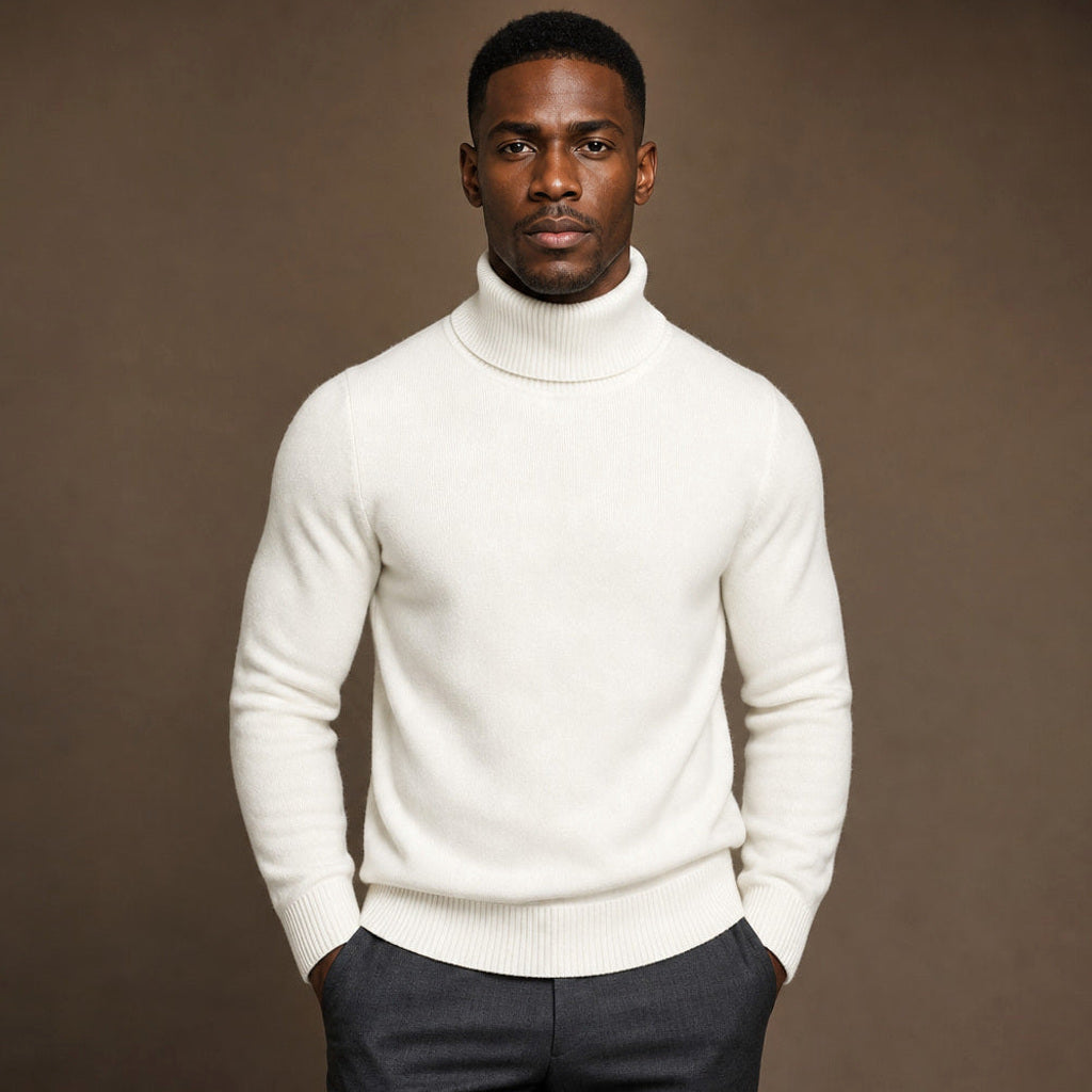 Gernot | Rollkragenpullover Merinowolle in Weiß – Premium Editorial
