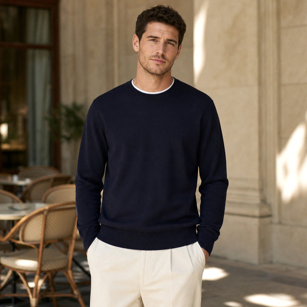 Helmut | Feinstrick-Pullover Baumwolle-Seide – Gestyltes Editorial-Foto