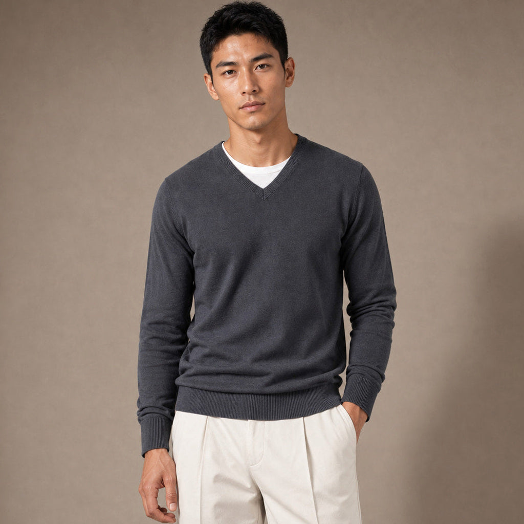 Norwin | Feinstrickpullover V-Ausschnitt Slim Fit in Dunkelgrau – Premium Editorial