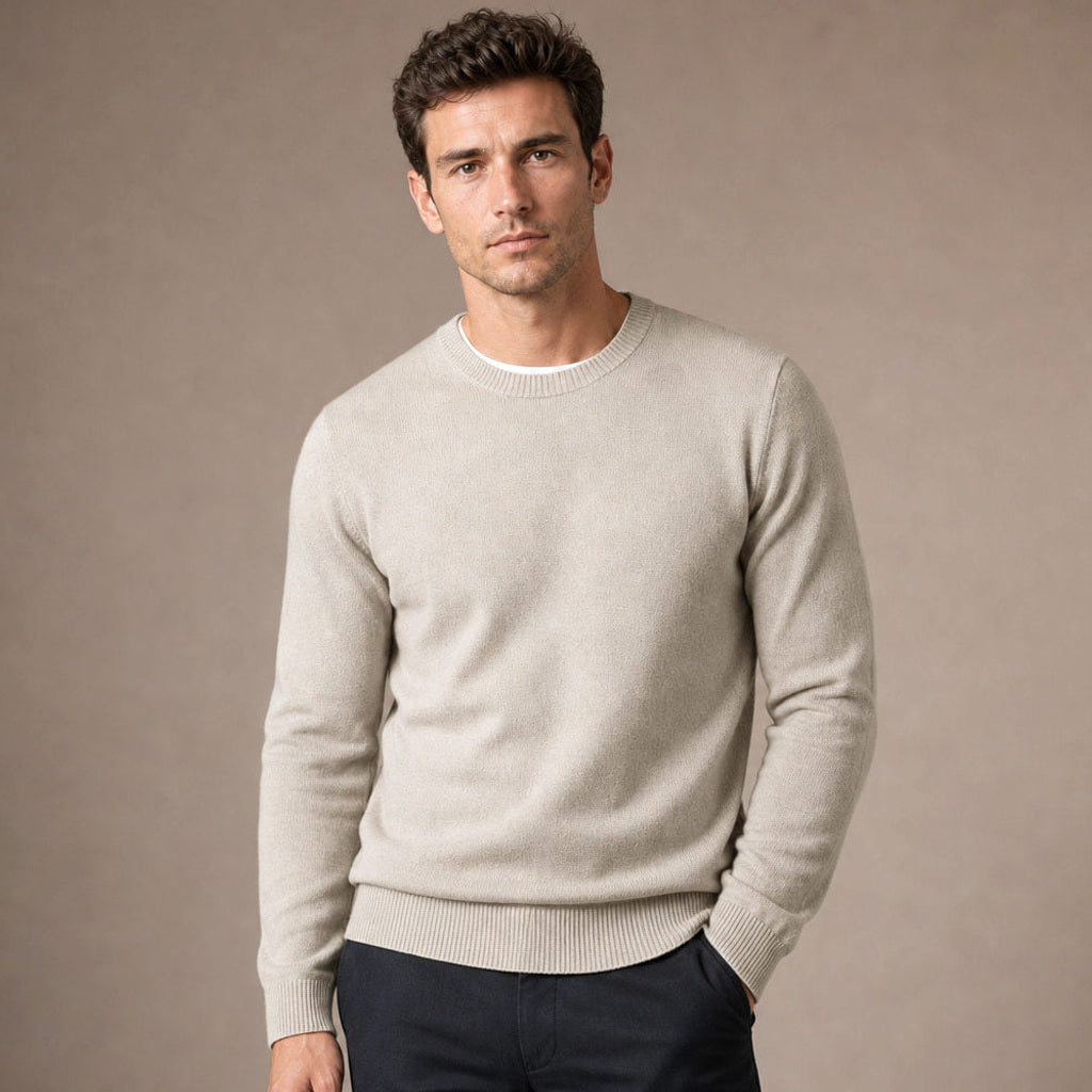 Steffen | Pullover Rundhals Feinstrick in Beige – Premium Editorial