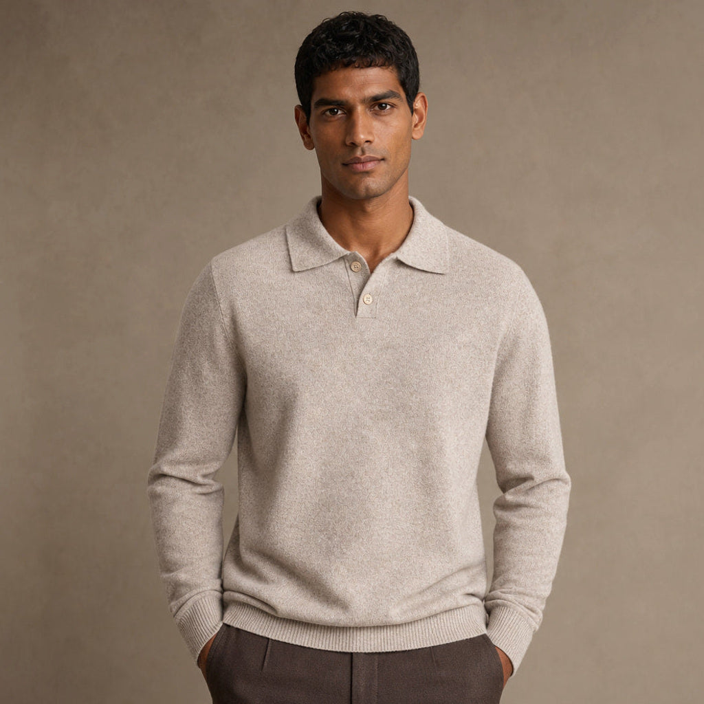 Thorsten | Strickpoloshirt gebürstet in Haferbeige – Premium Editorial