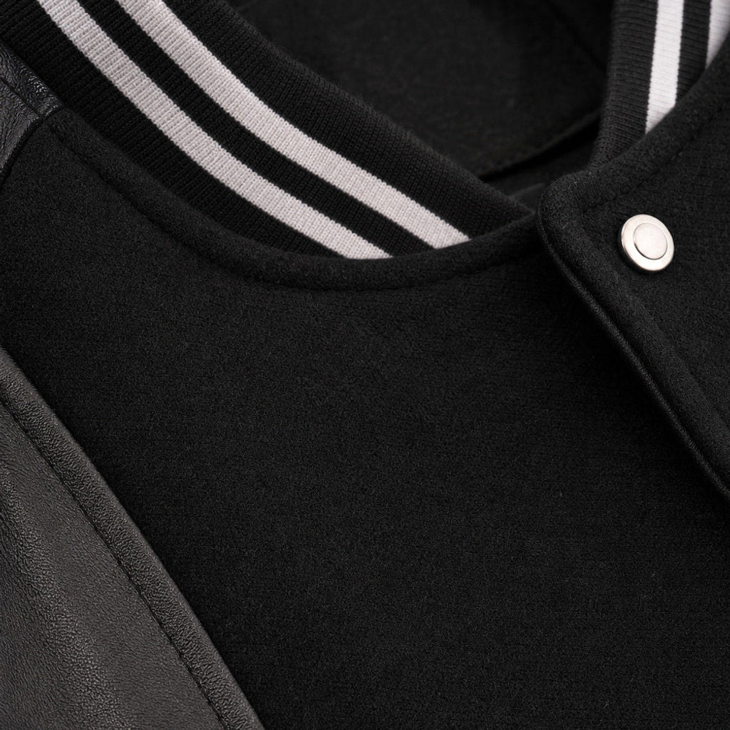 Torsten | College-Jacke Lederärmel Schwarz Schwarz – Stoff- und Detailaufnahme