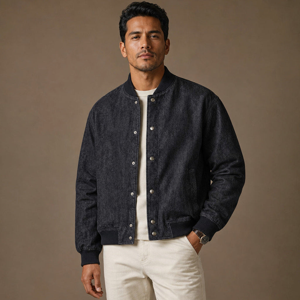 Velkan | Bomberjacke Raw Denim Indigo – Premium Editorial