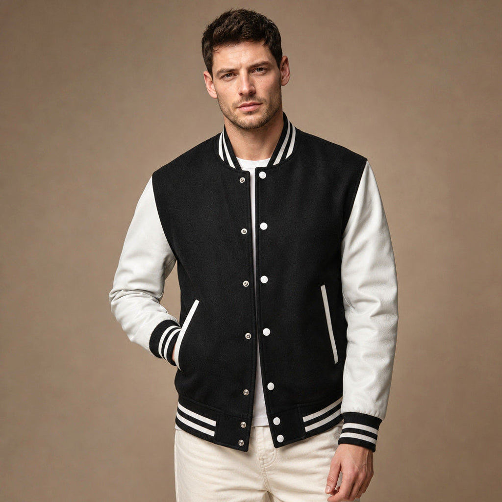 Yannik | College-Jacke Lederärmel Schwarz in Schwarz – Premium Editorial