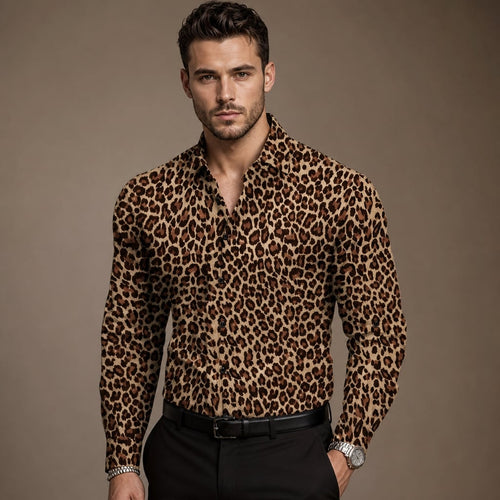 Freizeithemd mit Leopardenmuster in Braun, Camp-Collar und Relaxed Fit, Frontansicht